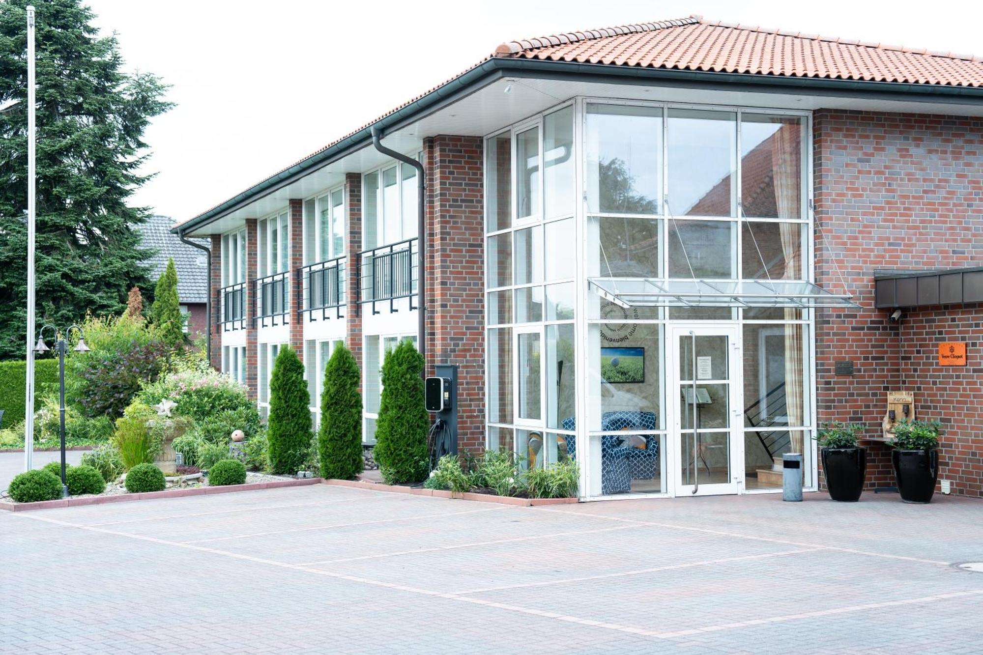 Hotel Zur Post New Style Garrel Exterior photo