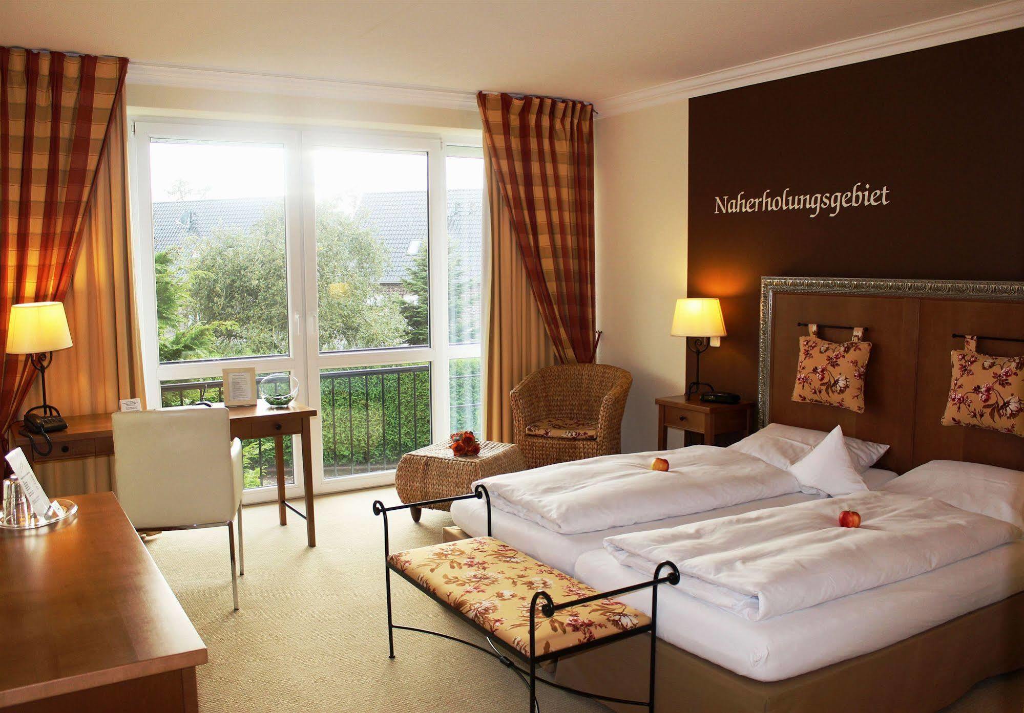 Hotel Zur Post New Style Garrel Exterior photo